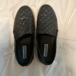 Steve Madden slip on shoes